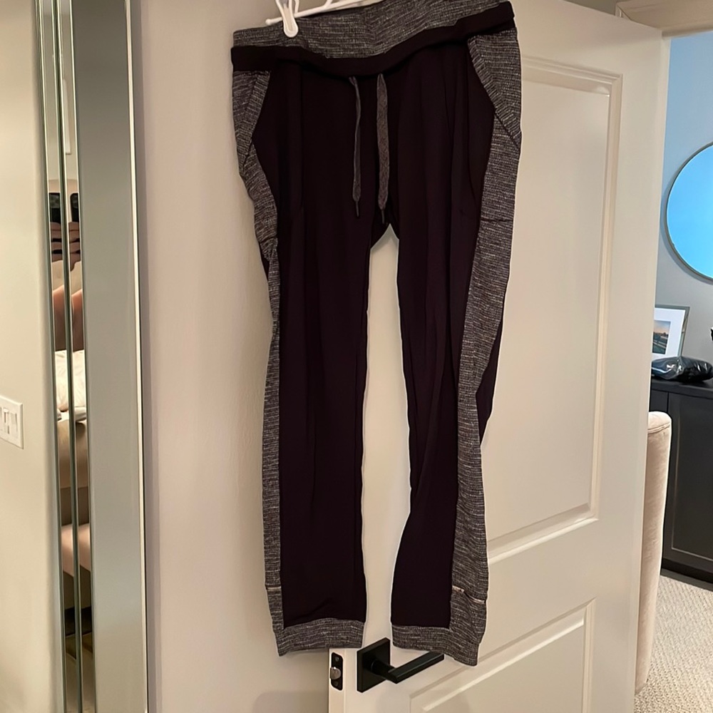 Lululemon stretch jogger style pants with tweed detailing